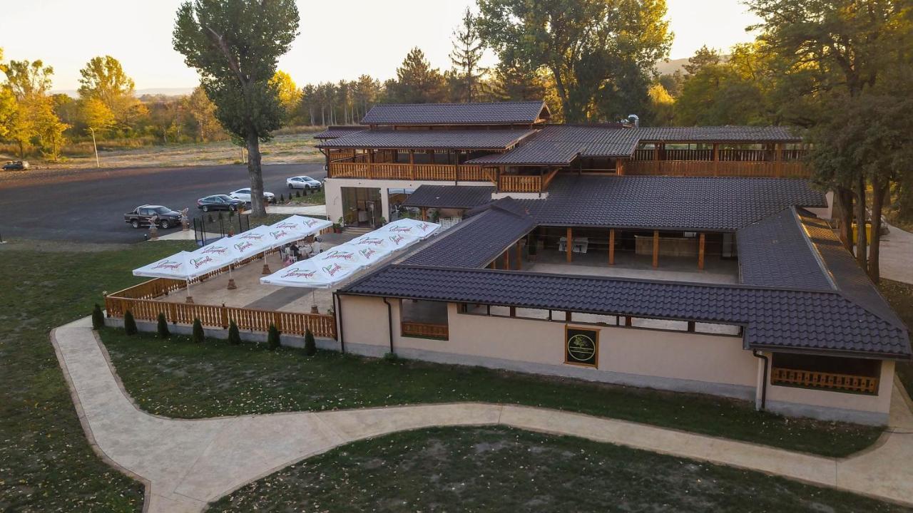 Paradise Park Polski Trŭmbesh Εξωτερικό φωτογραφία